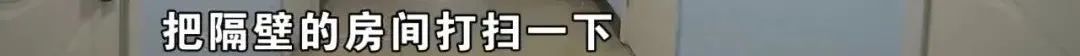 DƬ